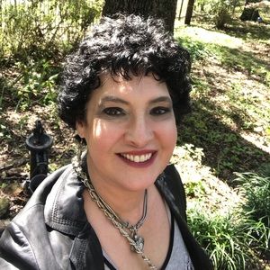 Meet your Posher, Anita